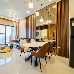 Aparthotel Smile - Soho Balcony - Modern Comfortable
